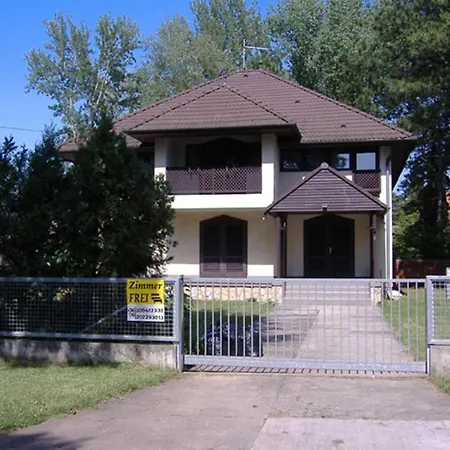 Ragaz House Feriehus Siófok
