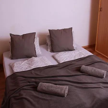 Ragaz House Feriehus Siófok